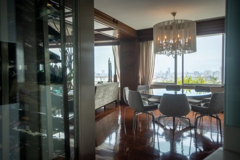 Кондоминиум с 2 спальнями в Бангкоке, Таиланд № 143616 - фото 9