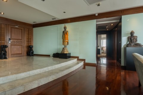 Кондоминиум с 2 спальнями в Бангкоке, Таиланд № 143616 - фото 11