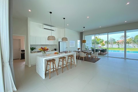 House in Hua Hin, Thailand 4 bedrooms № 125513 - photo 7