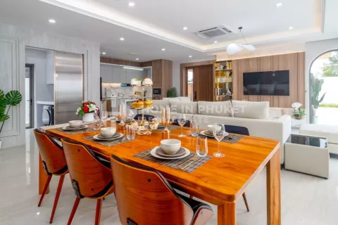 Дом в Пхукете, Таиланд с 4 спальнями  № 131336 - фото 7