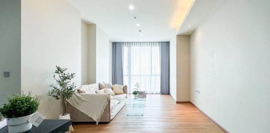 Condo in Bangkok, Thailand, 3 bedrooms  № 115895