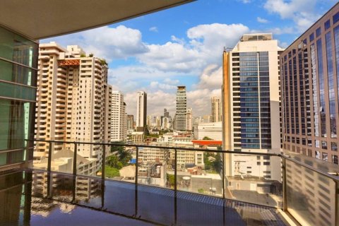 Duplex in Bangkok, Thailand 3 bedrooms № 115896 - photo 4