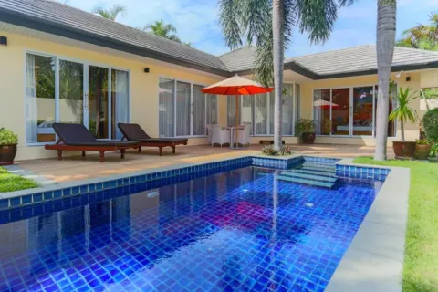 Villa in Ko Samui, Thailand 2 bedrooms № 107263 - photo 2