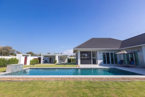 Вилла в Хуа Хине, Таиланд с 3 спальнями  № 101142 - фото 3