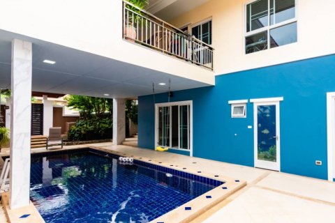 Villa à Hua Hin, Thaïlande 4 chambres № 101144 - photo 1