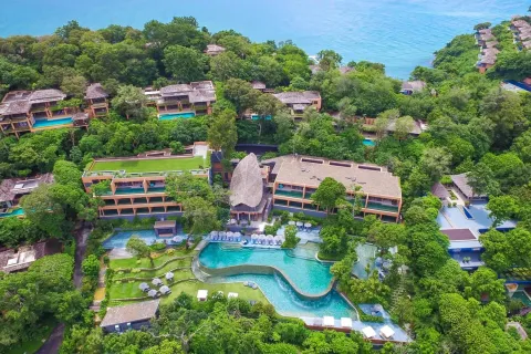 Villa in Phuket, Thailand 4 bedrooms № 126825