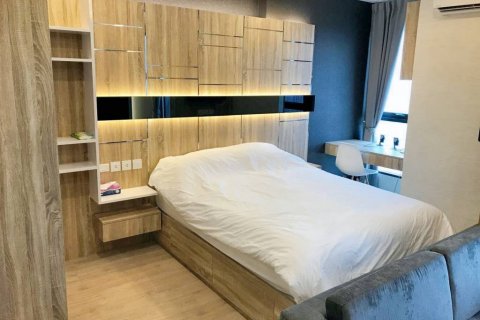 Кондоминиум с 1 спальней в Бангкоке, Таиланд № 100935 - фото 7