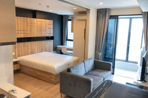 Кондоминиум с 1 спальней в Бангкоке, Таиланд № 100935 - фото 1