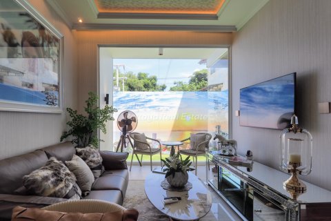 Condo in Bang Lamung, Thailand, 2 bedrooms  № 123446 - photo 4