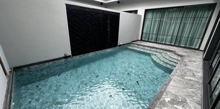 Вилла в Раваи, Таиланд с 2 спальнями  № 86214