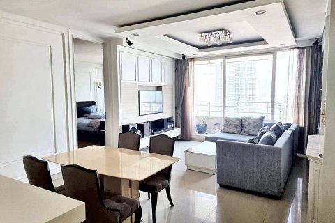 Кондоминиум с 2 спальнями в Бангкоке, Таиланд № 86217 - фото 1