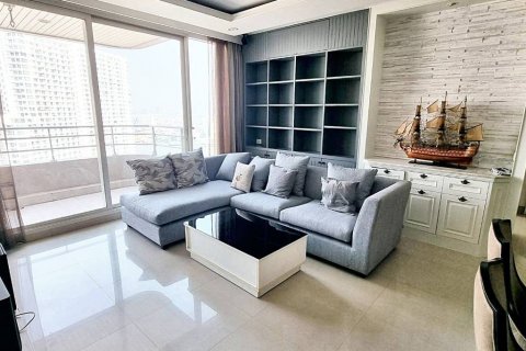 Кондоминиум с 2 спальнями в Бангкоке, Таиланд № 86217 - фото 2