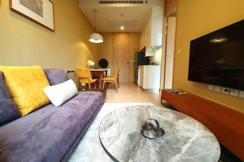 Студия в кондо в Ваттхане, Бангкок, Таиланд № 141383 - фото 1