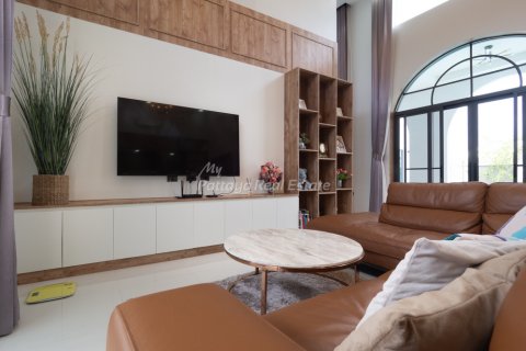 Studio in Bang Lamung, Thailand № 132221 - photo 11