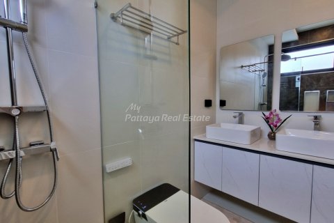 Дом в Паттайе, Таиланд с 3 спальнями  № 132223 - фото 10