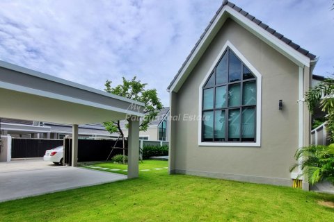 Дом в Паттайе, Таиланд с 3 спальнями  № 132223 - фото 2