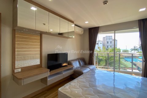 Condo on Jomtien Beach, Pattaya, Thailand, 2 bedrooms  № 132222 - photo 17