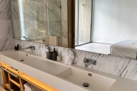 Condo in Kamala, Thailand, 2 bedrooms  № 124088 - photo 22