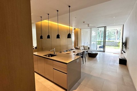 Condo in Kamala, Thailand, 2 bedrooms  № 124088 - photo 7