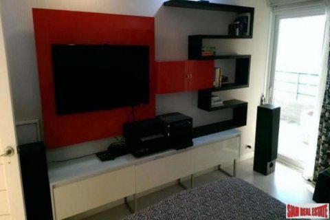 Квартира в Паттайе, Таиланд с 2 спальнями  № 124090 - фото 11