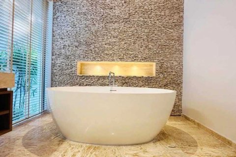 Maison à Bang Tao, Thaïlande 3 chambres № 124086 - photo 26