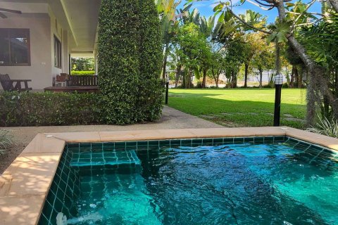 Villa à Chiang Mai, Thaïlande 5 chambres № 126338 - photo 8