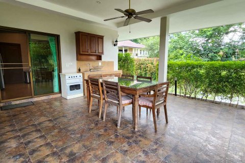 Villa in Chiang Mai, Thailand 5 bedrooms № 126338 - photo 18