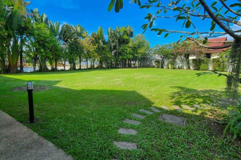 Villa in Chiang Mai, Thailand 5 bedrooms № 126338 - photo 25