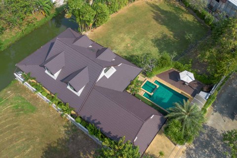 Villa in Chiang Mai, Thailand 5 bedrooms № 126338 - photo 2