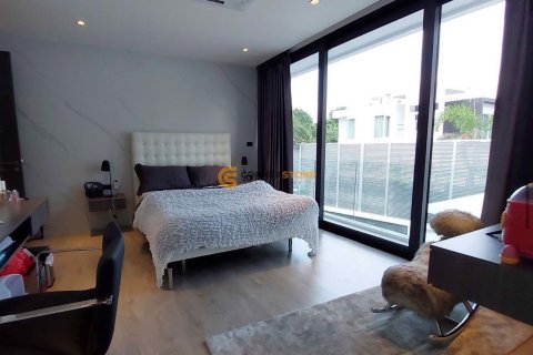 Studio on Jomtien Beach, Pattaya, Thailand № 119367 - photo 25