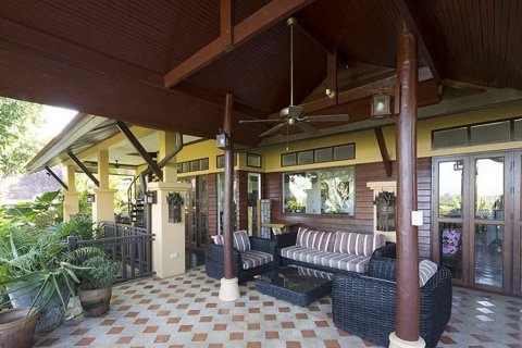 Вилла в Чиангмае, Таиланд с 2 спальнями  № 81189 - фото 12