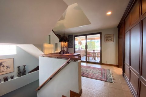 House in Chiang Mai, Thailand 4 bedrooms № 81188 - photo 22