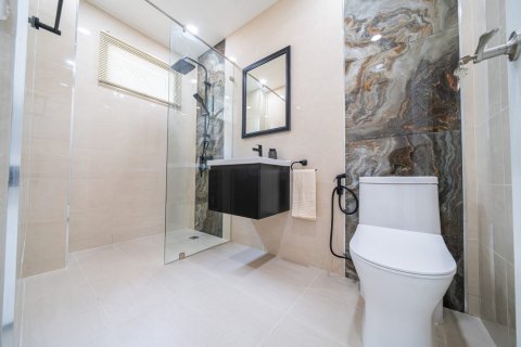 Дом в Паттайе, Таиланд с 5 спальнями  № 125547 - фото 22