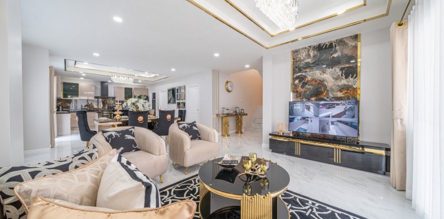 Дом в Паттайе, Таиланд с 5 спальнями  № 125547