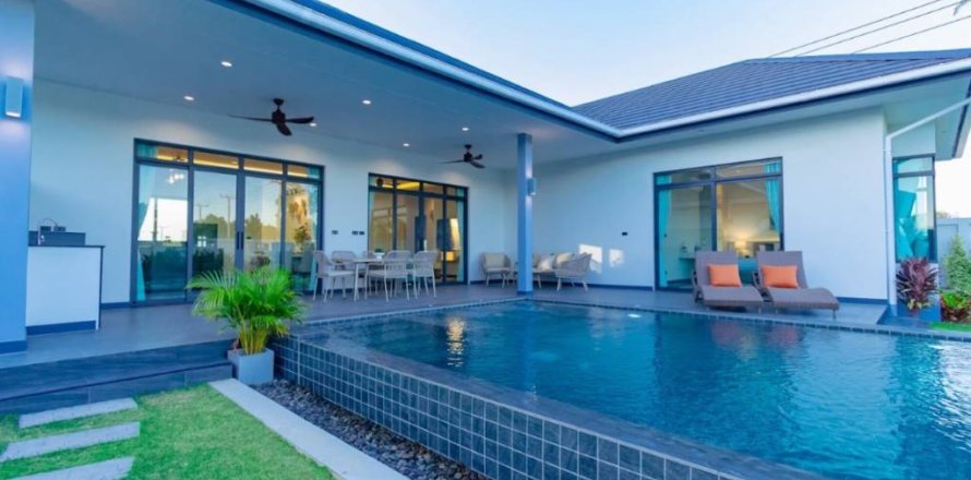 Villa in Hua Hin, Thailand 3 bedrooms № 126621