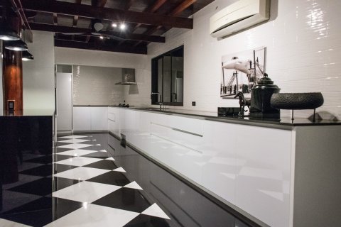 Дом в Хуа Хине, Таиланд с 4 спальнями  № 125193 - фото 11