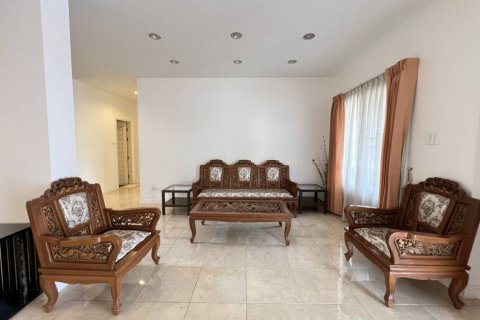 House in Chiang Rai, Thailand 4 bedrooms № 124609 - photo 9