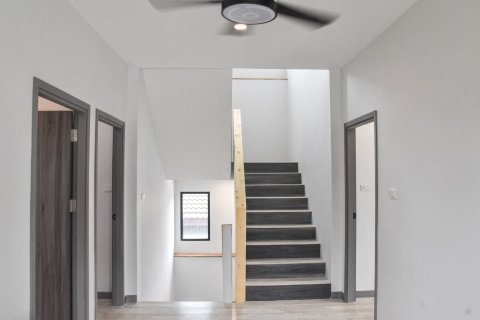 Maison à Bang Lamung, Thaïlande 4 chambres № 126793 - photo 30