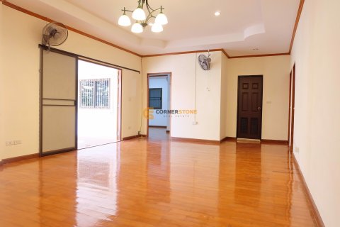 Studio on Jomtien Beach, Pattaya, Thailand № 119568 - photo 4