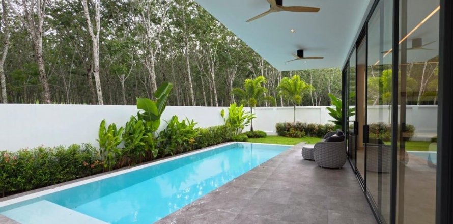 Вилла на Пляже Лаян, Таиланд с 5 комнатами  № 74117