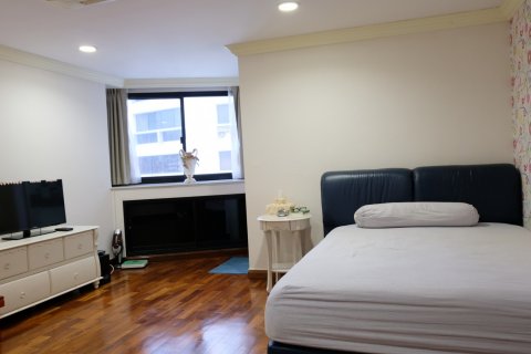 Кондоминиум с 3 спальнями в Бангкоке, Таиланд № 143637 - фото 9