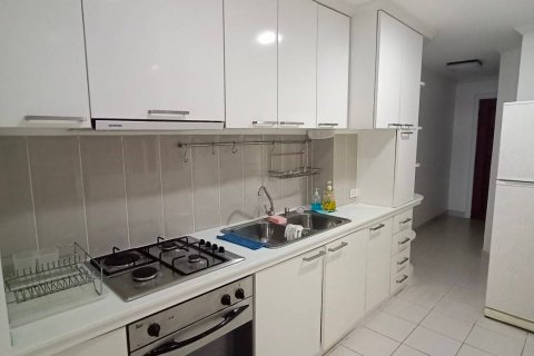 Condo in Bangkok, Thailand, 3 bedrooms № 143619 - photo 7