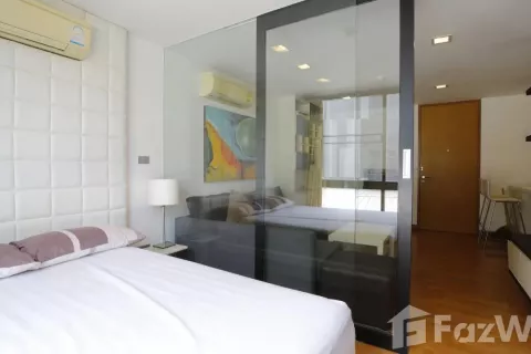 Condo à Khlong Toei, Bangkok, Thaïlande, 1 chambre  № 123981 - photo 8