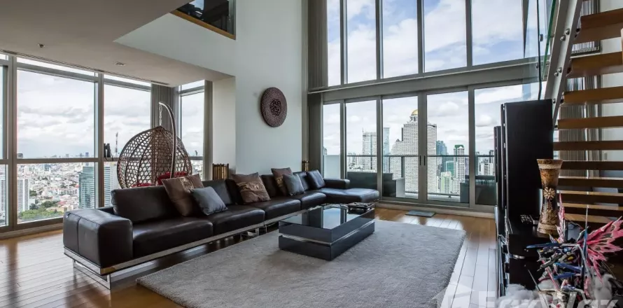 Condo in Khlong San, Bangkok, Thailand, 4 bedrooms  № 123980