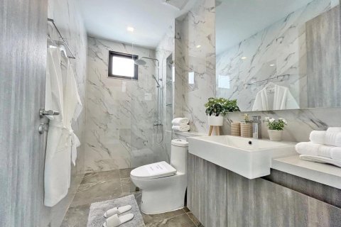 Penthouse in Pattaya, Thailand 3 bedrooms № 126089 - photo 8