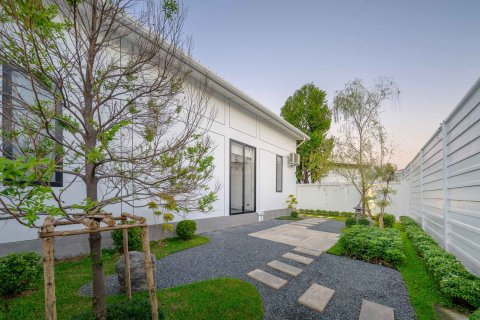 Вилла в Чиангмае, Таиланд с 5 спальнями  № 126095 - фото 12