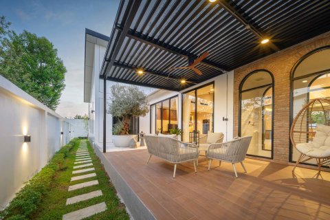 Вилла в Чиангмае, Таиланд с 5 спальнями  № 126095 - фото 10