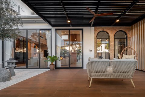 Вилла в Чиангмае, Таиланд с 5 спальнями  № 126095 - фото 4