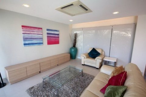 Дом в Хуа Хине, Таиланд с 4 спальнями № 125210 - фото 3