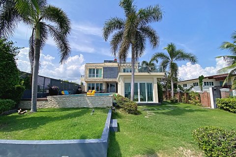 House in Hua Hin, Thailand 4 bedrooms № 125210 - photo 3